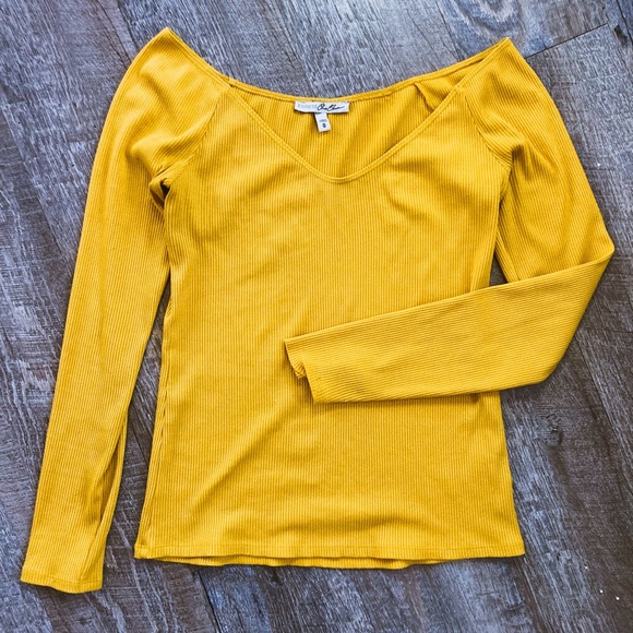 Yellow Express Top - Picture 3 of 4